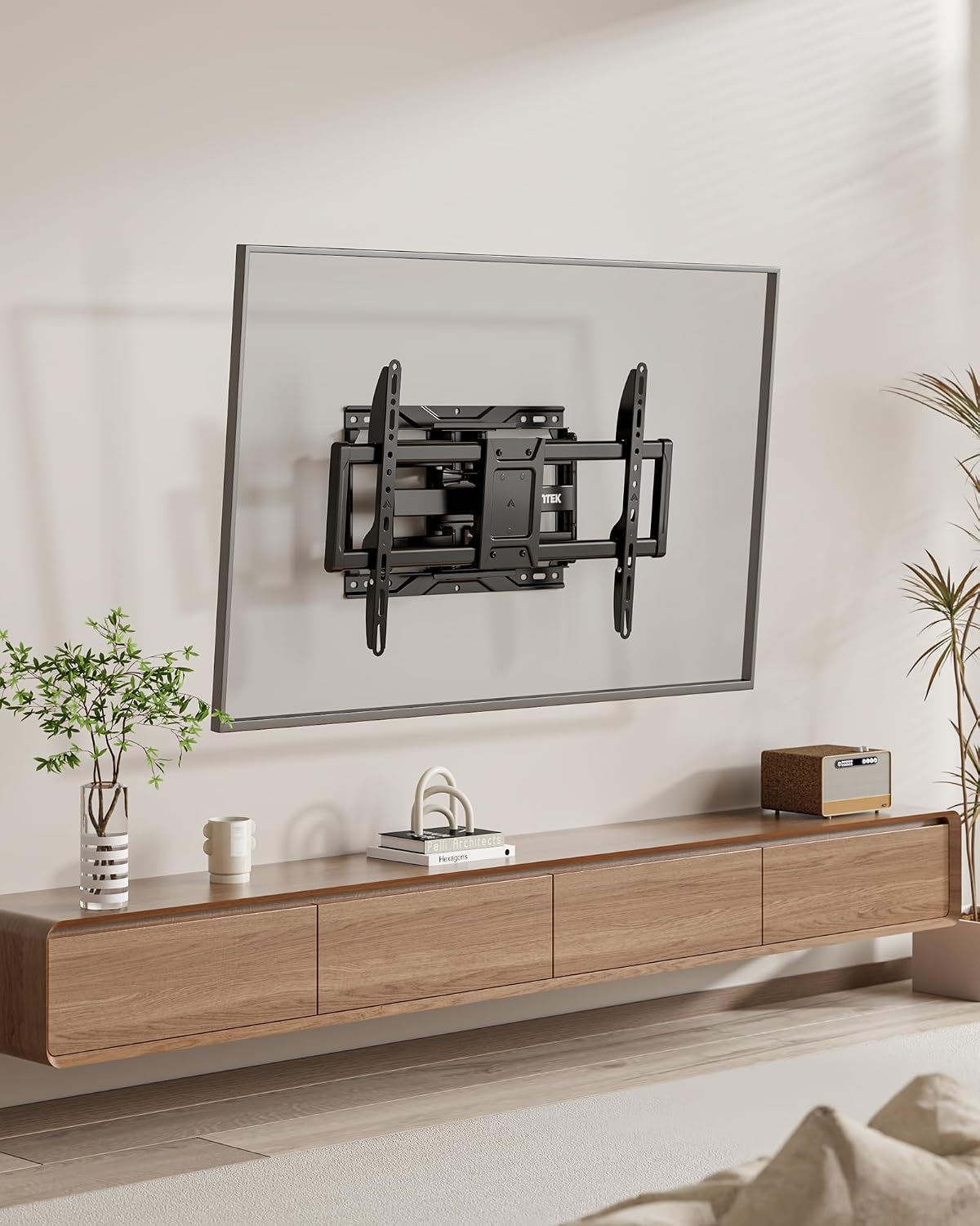 monTEK Heavy Duty Full Motion TV Wall Mount for 37-90 Inch TVs up to 165 lb - Image 9