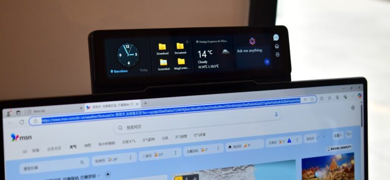 How to Choose a Portable Monitor for Work and Travel