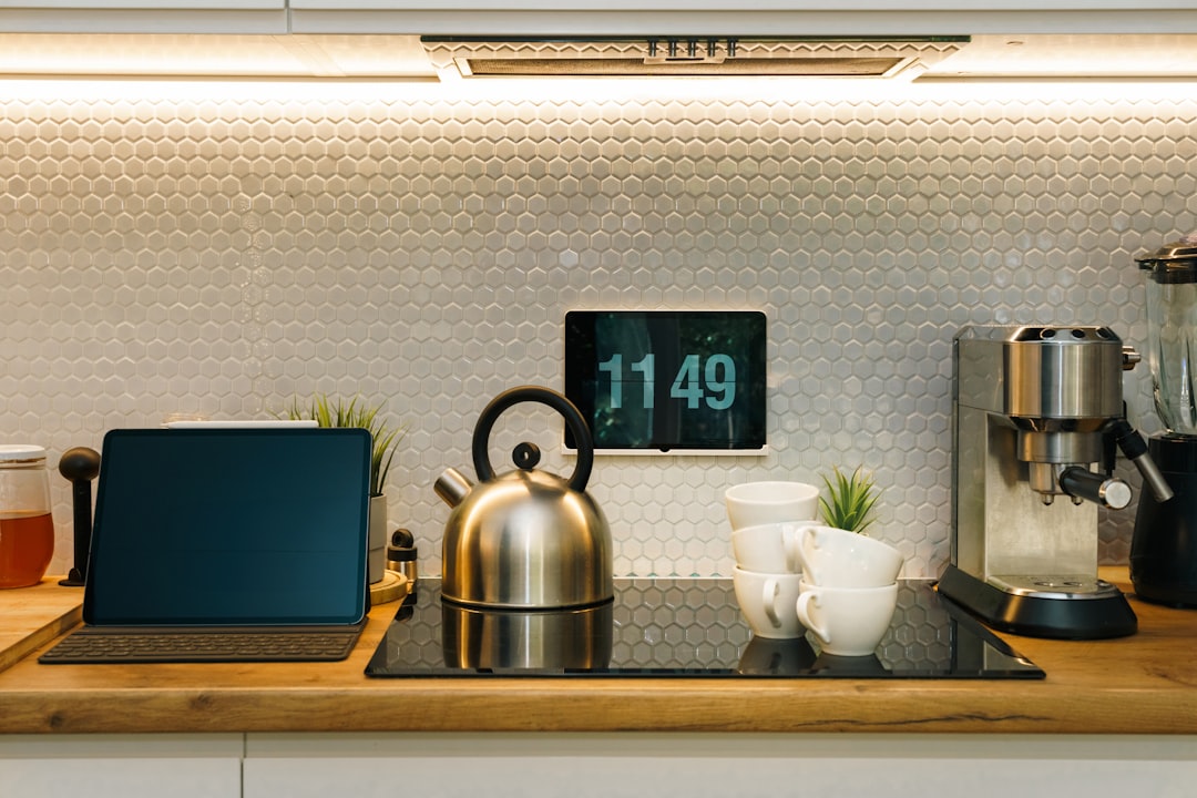 How to Choose the Best Charging Setup for Multiple Devices