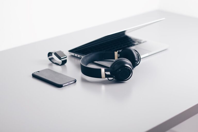 How to Choose the Right Headphones for Music, Gaming, and Calls
