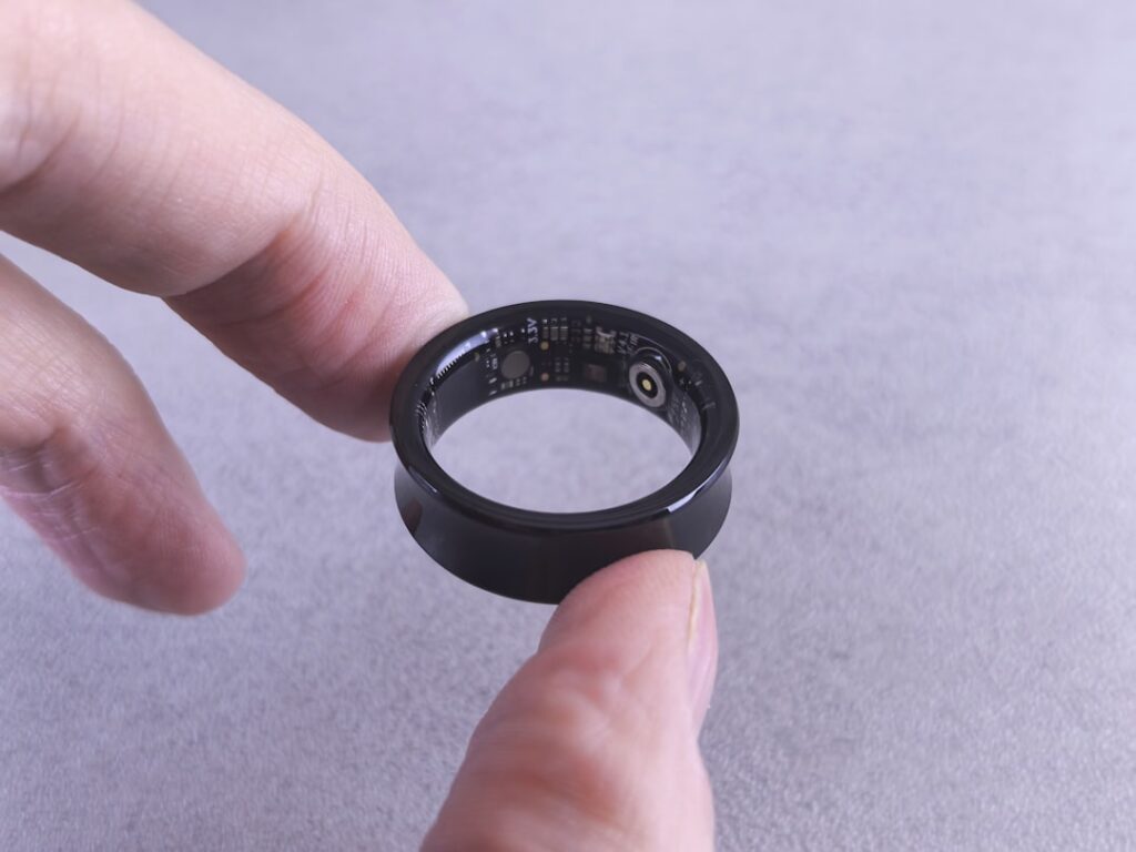 Smart Ring vs Smartwatch: Which One Is Right for You?